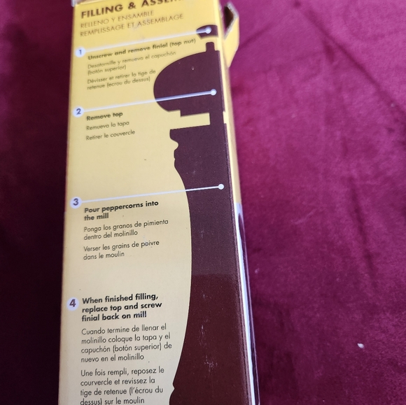 Vintage Mr. Dudley/Gessner PepperMill 8" Glossy Walnut #MRD8CS08PGW NIB - Picture 6 of 7